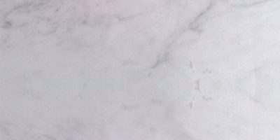 marmore-importado-branco-pingues